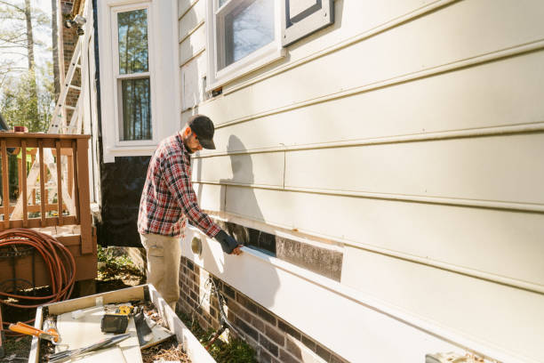 Top rated local Emergency Siding Repair specialists in Enola, PA